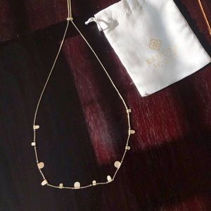 Kendr Scott “Olive” adjustable necklace
